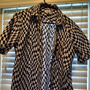 Arizona Jean Company black and white shirt